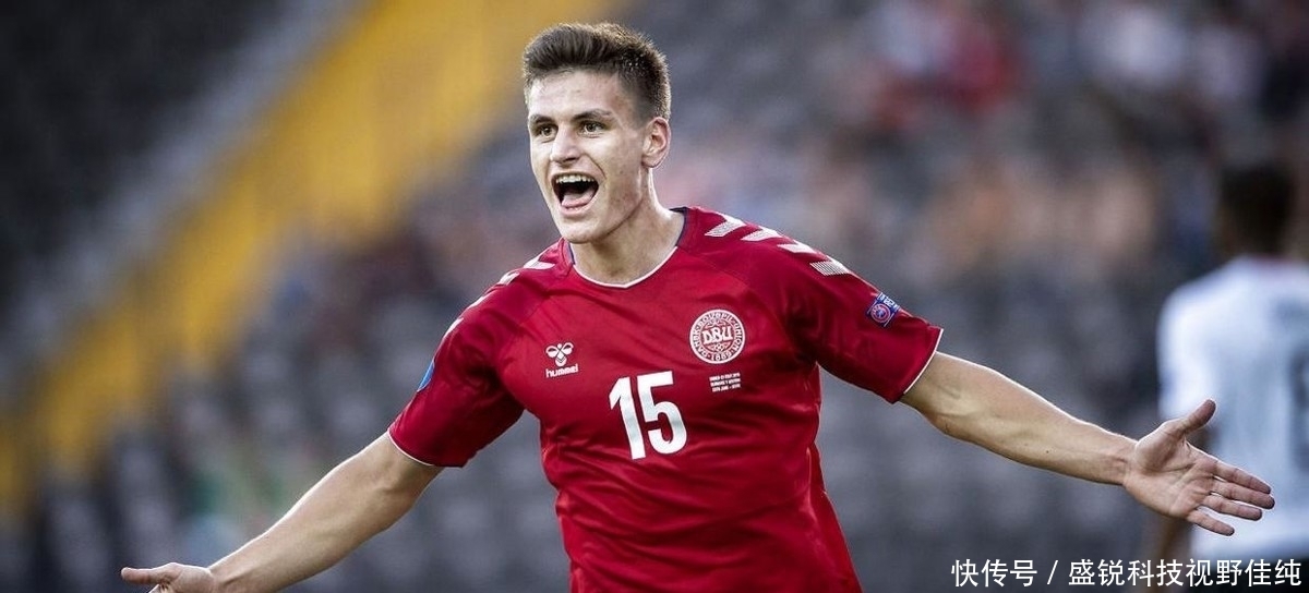 这表明他深 这表明他深