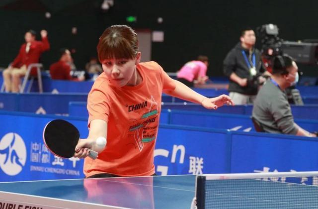 数万名球迷 数万名球迷