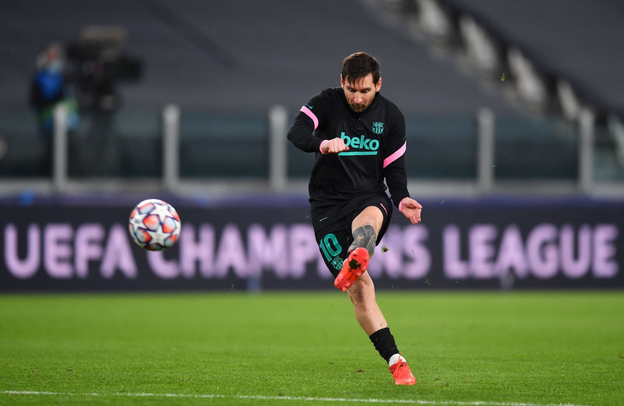 艾弗森的身 艾弗森的身