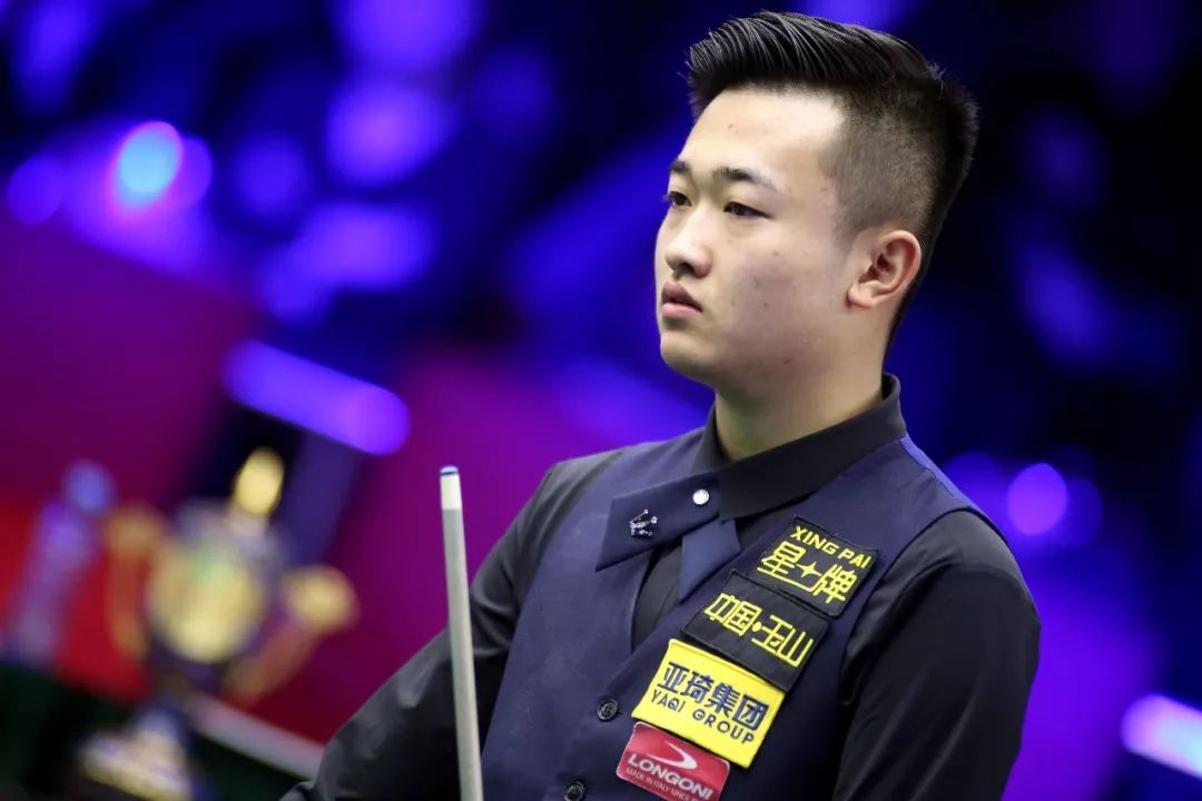 球迷和评论 球迷和评论