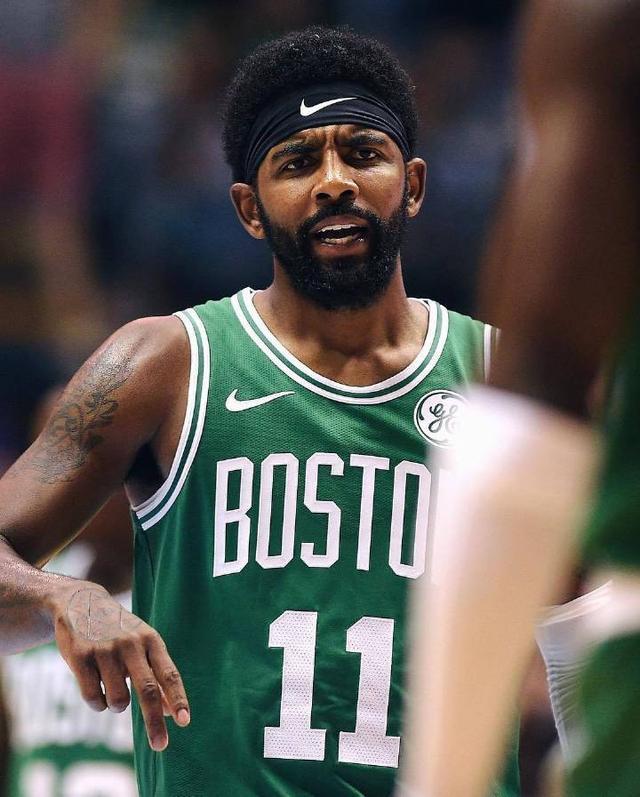 乔丹这样拥 乔丹这样拥